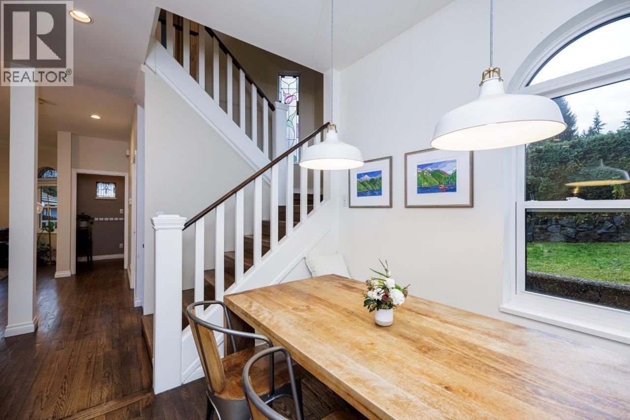 1806 Deep Cove Road, North Vancouver, British Columbia  V7G 1S6 - Photo 15 - R3065385