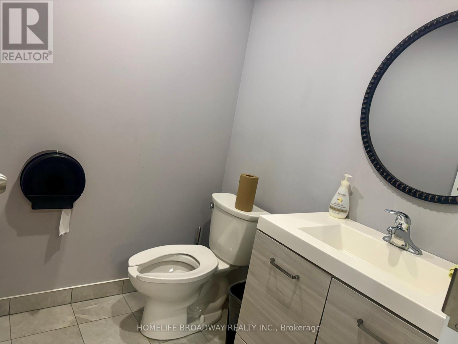 #25 - 60 Innovator Avenue, Whitchurch-Stouffville, Ontario L4A 0Y2 - Photo 15 - N12511626