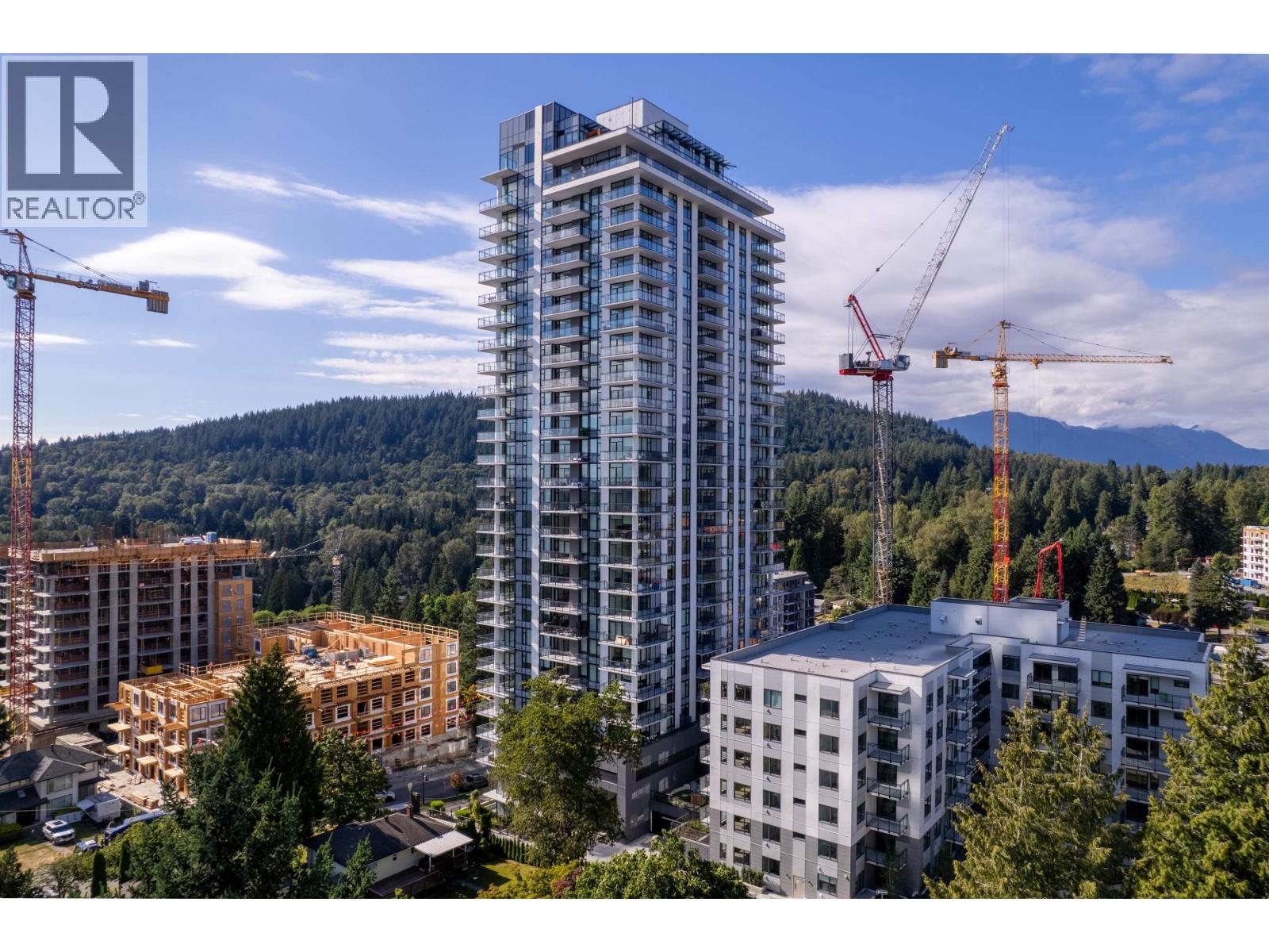 2203 626 Claremont Street, Coquitlam, British Columbia V3J 3T4 - Photo 2 - R3065664