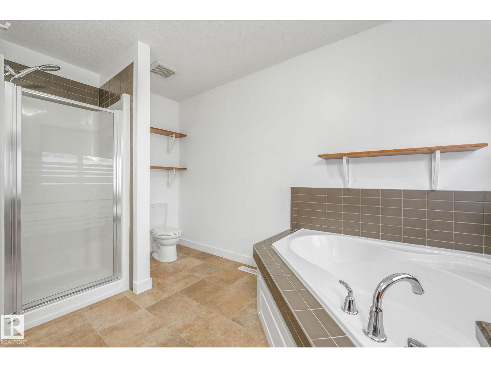 8827 180 Av Nw, Edmonton, Alberta  T5Z 0C4 - Photo 65 - E4465146