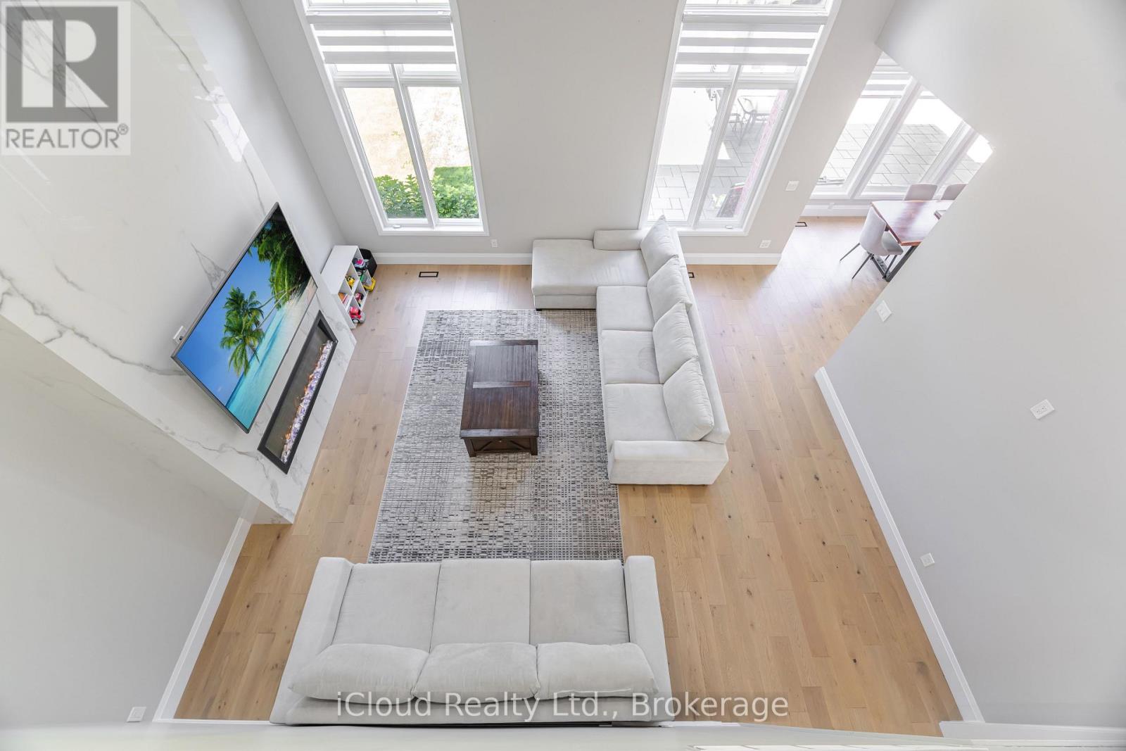 4 Deer View Ridge, Puslinch, Ontario  N1H 6H9 - Photo 11 - X12414431