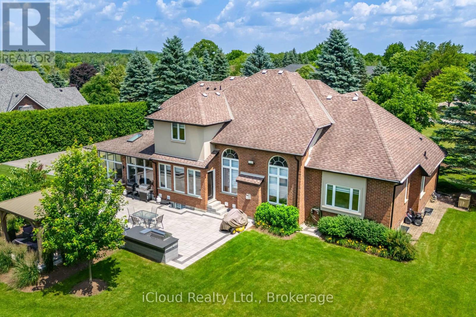 4 Deer View Ridge, Puslinch, Ontario  N1H 6H9 - Photo 30 - X12414431