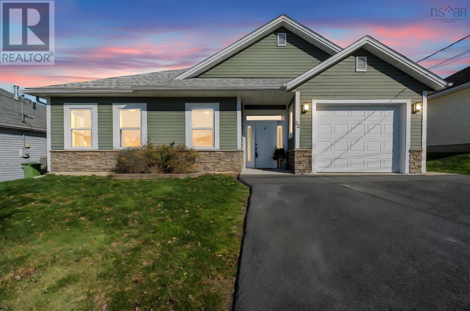 Property at 32 Mellowglen Court image 2