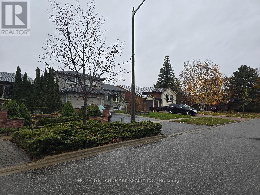 185 Iroquois Avenue, Oshawa, Ontario L1G 7P5 - Photo 3 - E12522730