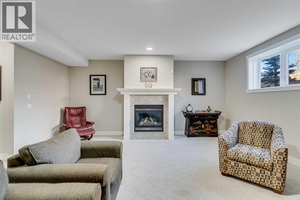 84 Shannon Estates Terrace Sw, Calgary, Alberta  T2Y 4C6 - Photo 32 - A2267273