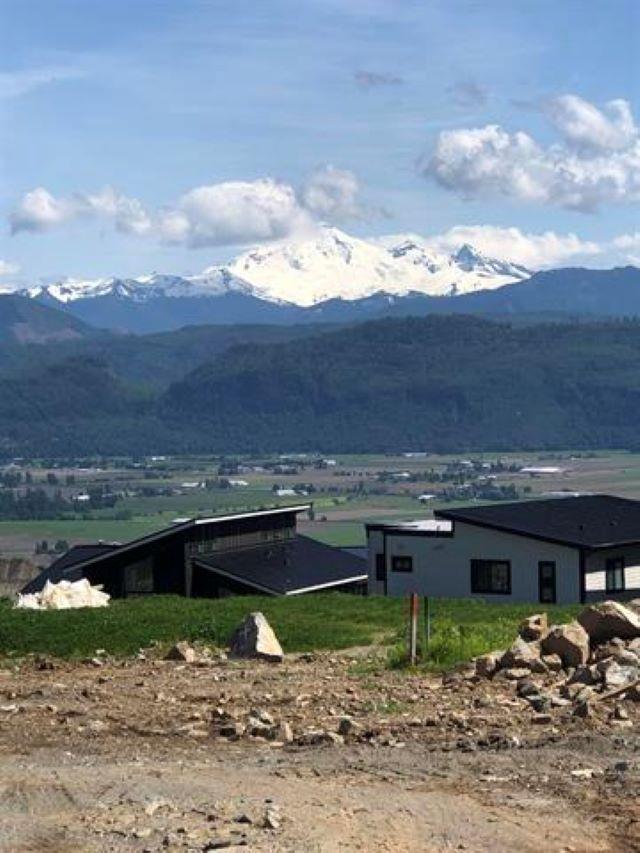 35488 Verado Court, Abbotsford, British Columbia  V3G 0C4 - Photo 2 - R3065267