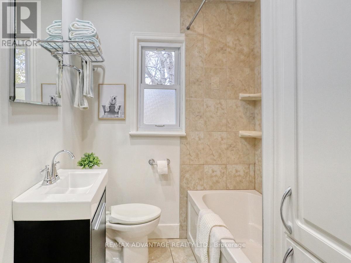 401 Stephen Street, London South, Ontario  N6K 2N4 - Photo 21 - X12524264