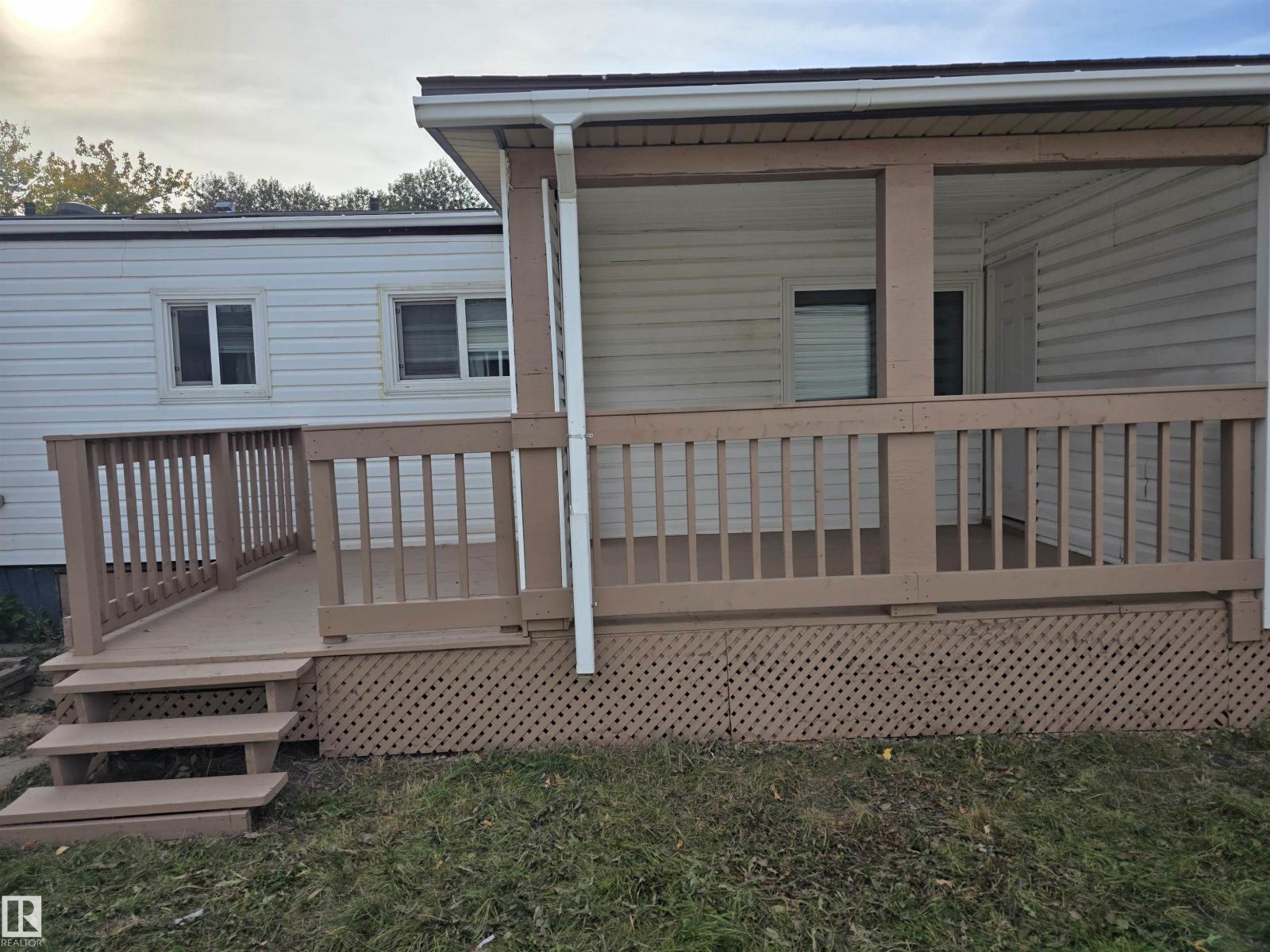 29 Ridgeway Dr Nw, Edmonton, Alberta  T6P 1G4 - Photo 4 - E4465150