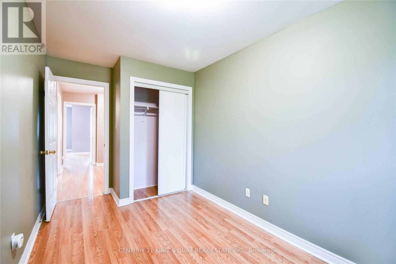 57 Lancaster Court, Georgina, Ontario  L4P 3Z9 - Photo 13 - N12524156