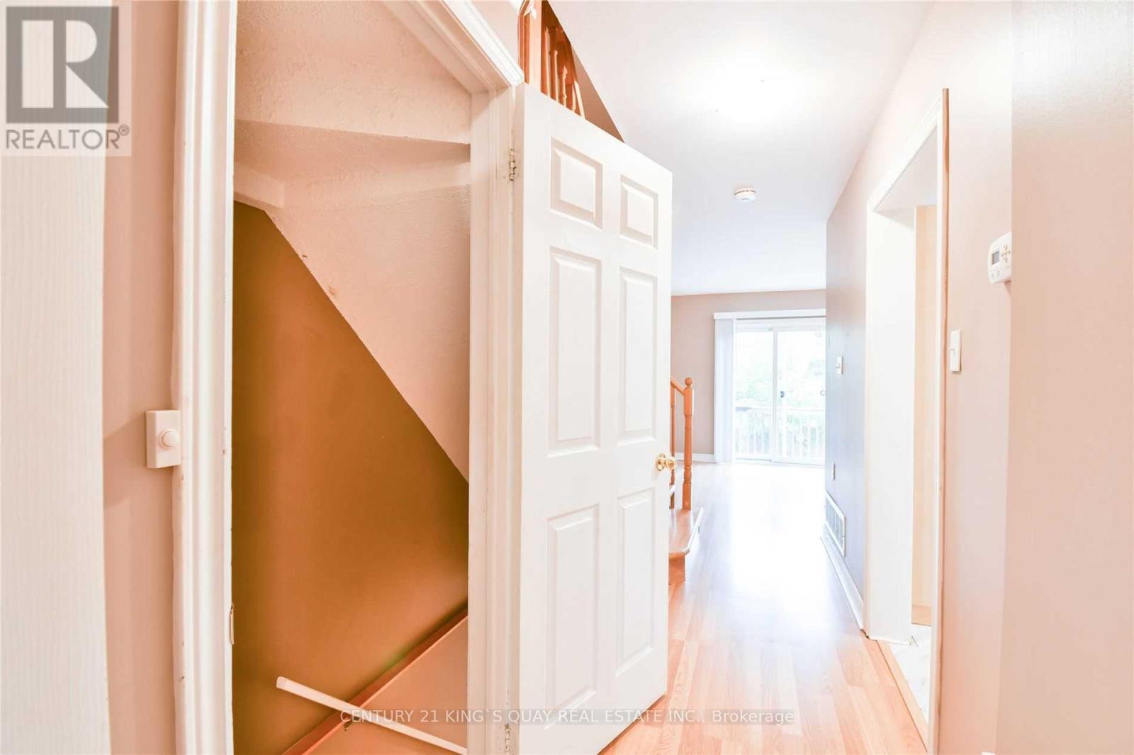 57 Lancaster Court, Georgina, Ontario  L4P 3Z9 - Photo 16 - N12524156