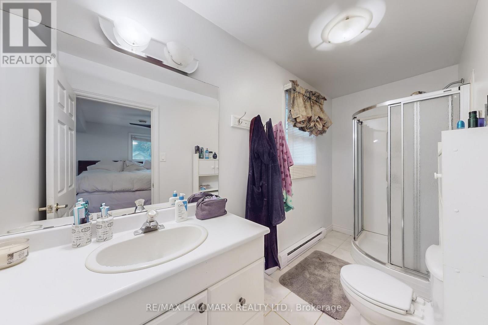 4 Devins Drive, Aurora, Ontario  L4G 2Z1 - Photo 13 - N12524198