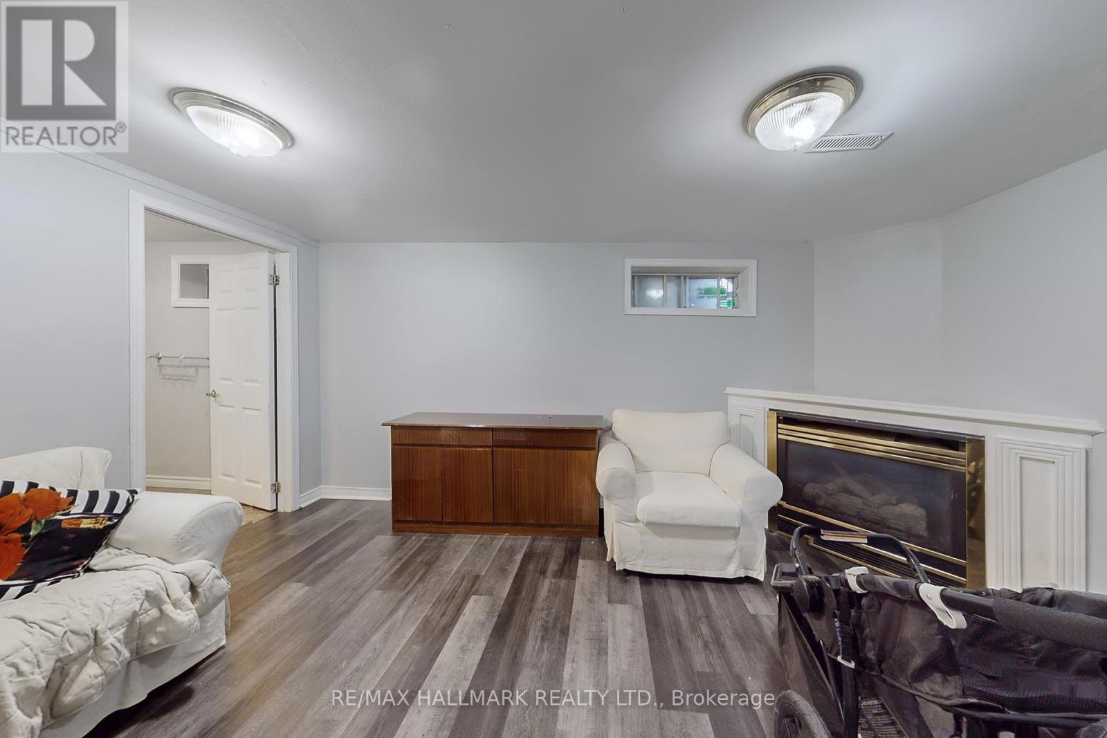 4 Devins Drive, Aurora, Ontario  L4G 2Z1 - Photo 19 - N12524198