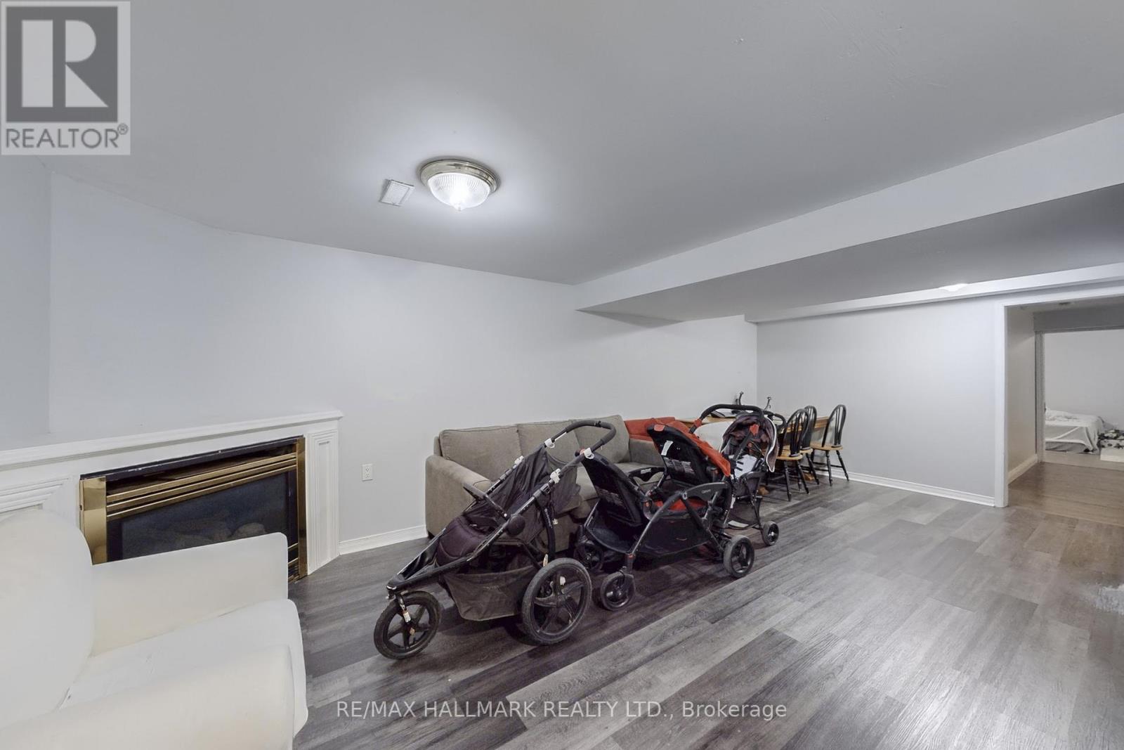 4 Devins Drive, Aurora, Ontario  L4G 2Z1 - Photo 20 - N12524198