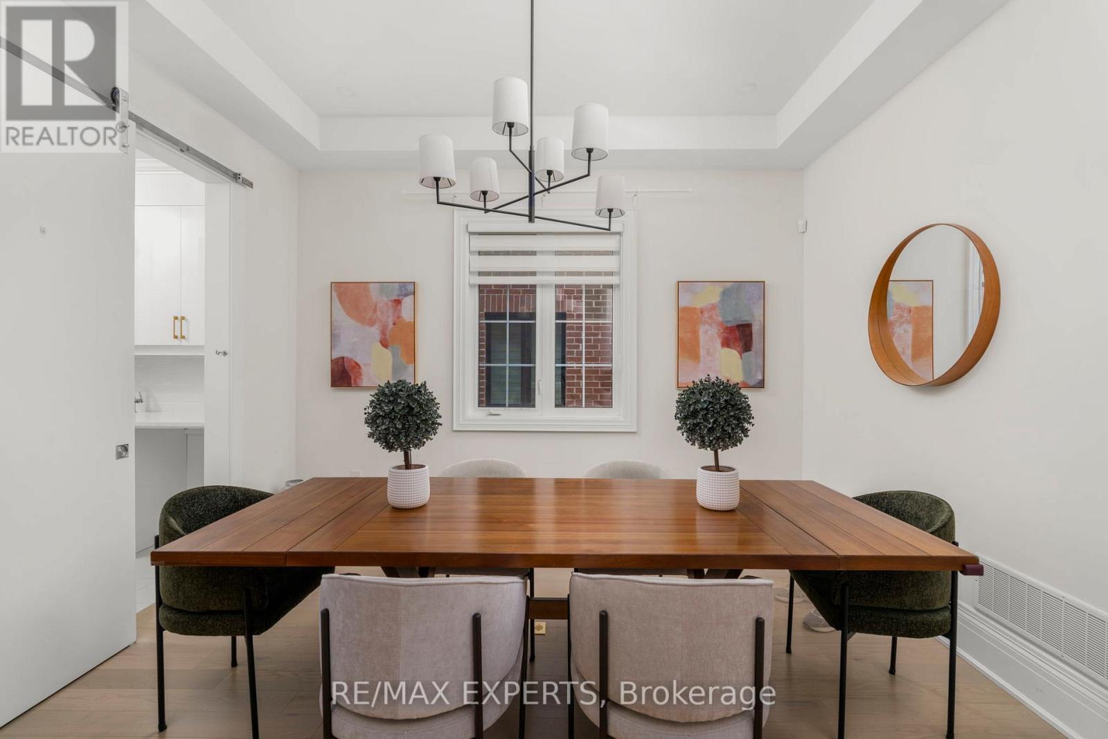 17 Kinburn Crescent, Vaughan, Ontario  L3L 0E9 - Photo 17 - N12524208