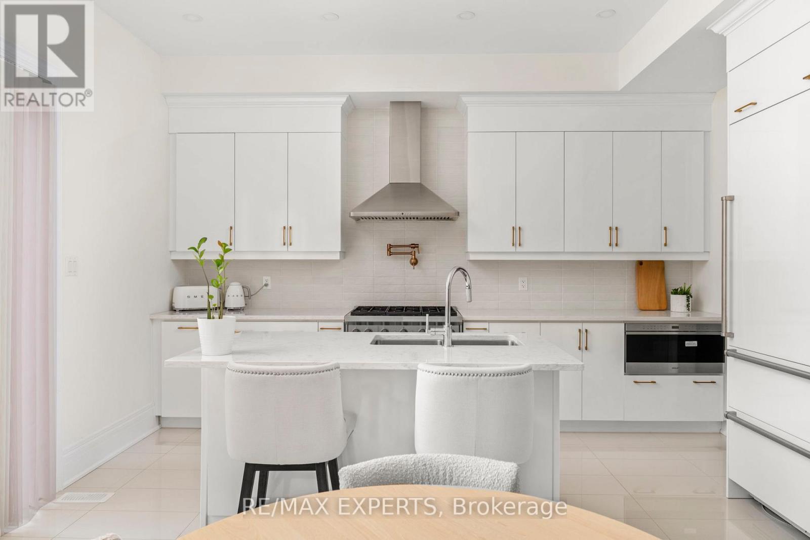 17 Kinburn Crescent, Vaughan, Ontario  L3L 0E9 - Photo 25 - N12524208