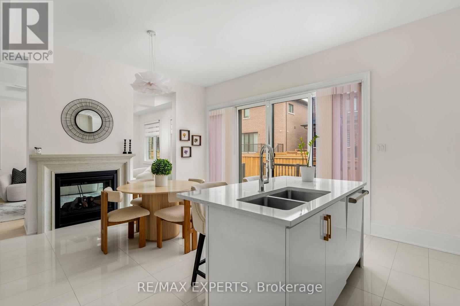 17 Kinburn Crescent, Vaughan, Ontario  L3L 0E9 - Photo 31 - N12524208