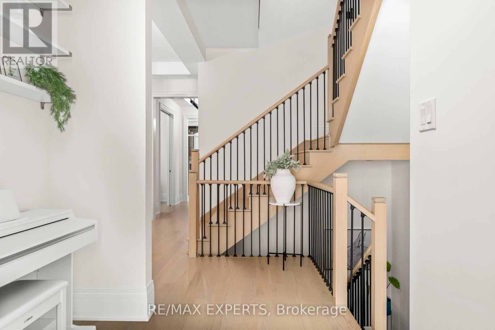 17 Kinburn Crescent, Vaughan, Ontario  L3L 0E9 - Photo 40 - N12524208