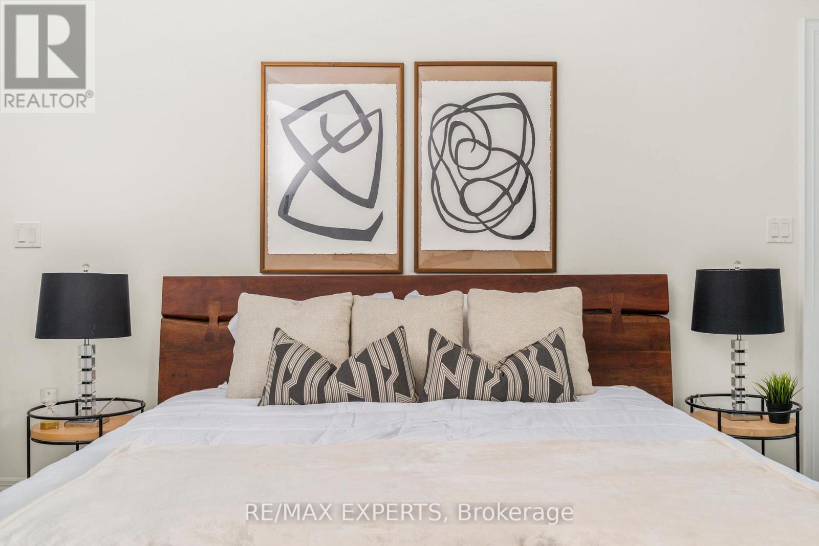 17 Kinburn Crescent, Vaughan, Ontario  L3L 0E9 - Photo 46 - N12524208