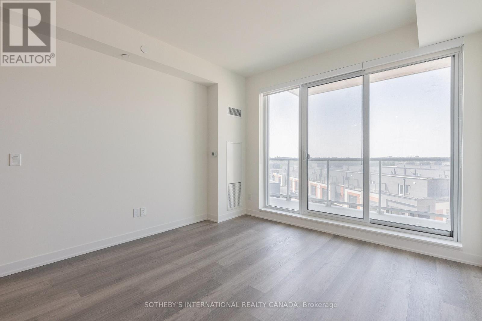 613 - 6 David Eyer Road, Richmond Hill, Ontario  L4S 0N6 - Photo 13 - N12524218