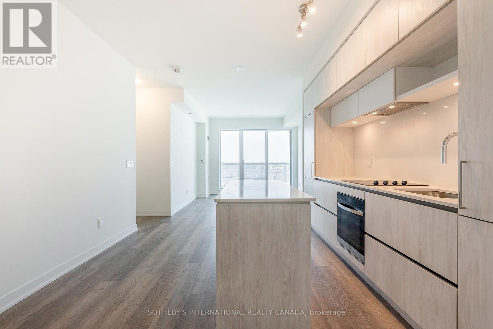 613 - 6 David Eyer Road, Richmond Hill, Ontario  L4S 0N6 - Photo 5 - N12524218