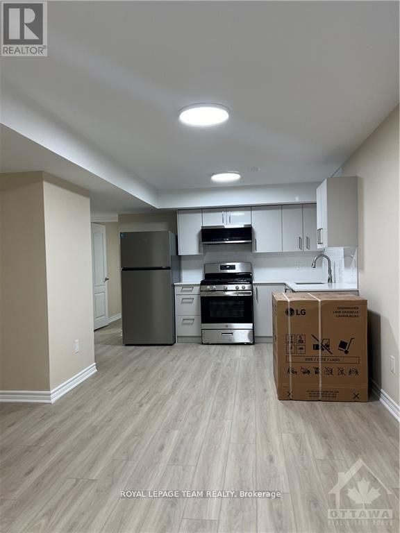 B - 1520 Blohm Drive, Ottawa, Ontario K1G 4P4 - Photo 8 - X12524336