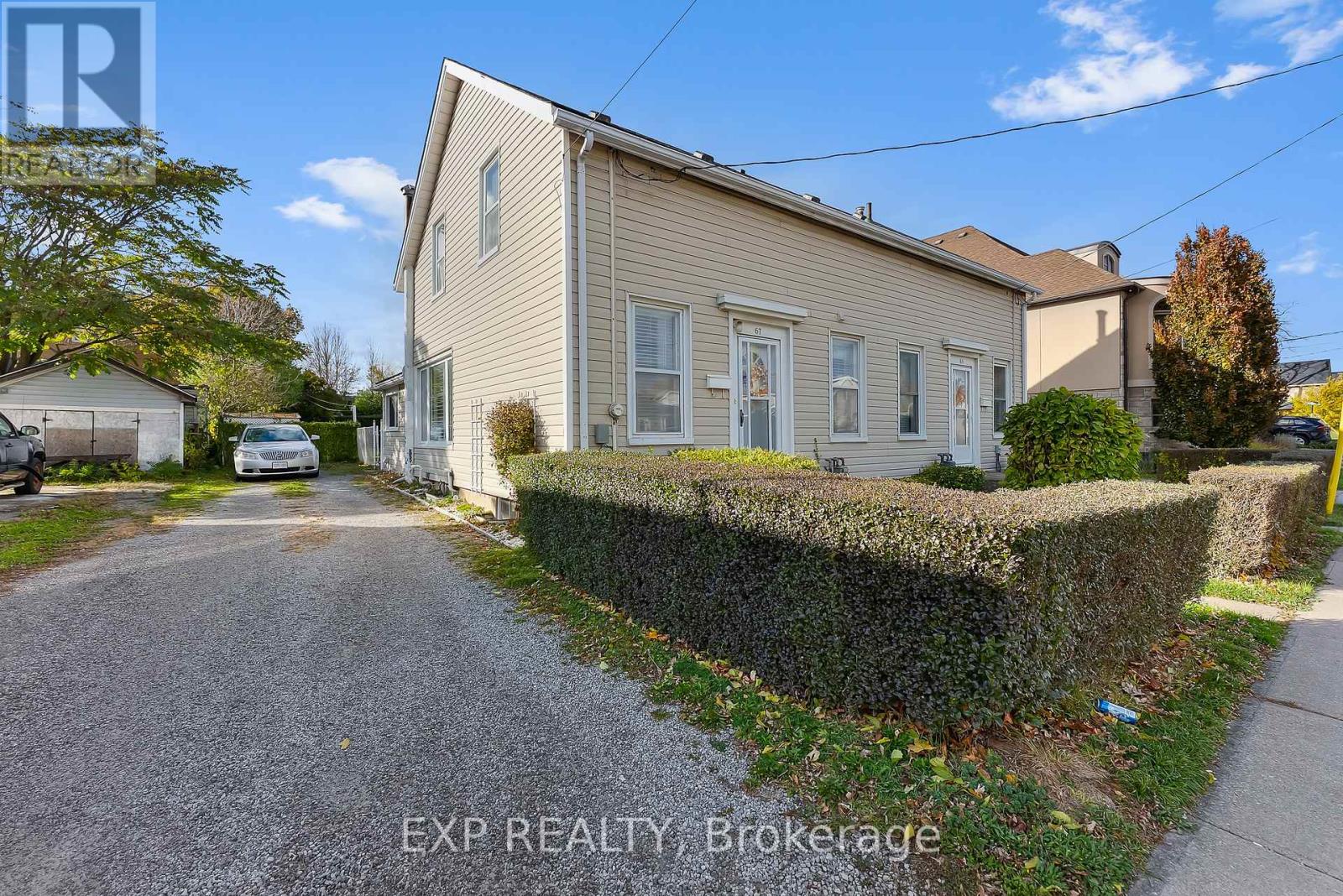 67 Pine Street S, Thorold, Ontario  L2V 3L6 - Photo 3 - X12524348