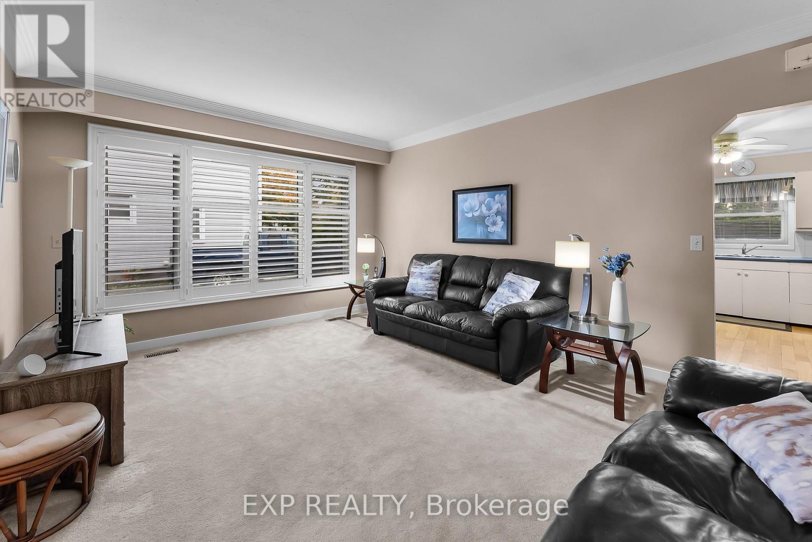 67 Pine Street S, Thorold, Ontario  L2V 3L6 - Photo 9 - X12524348