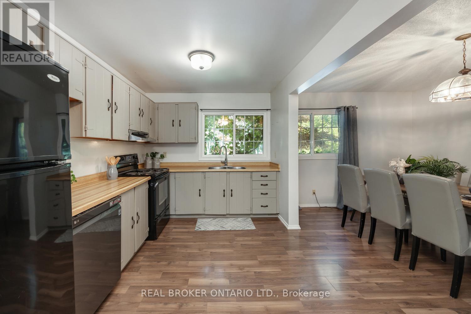 400 Wickham Court, Oshawa, Ontario  L1K 1N3 - Photo 13 - E12524260