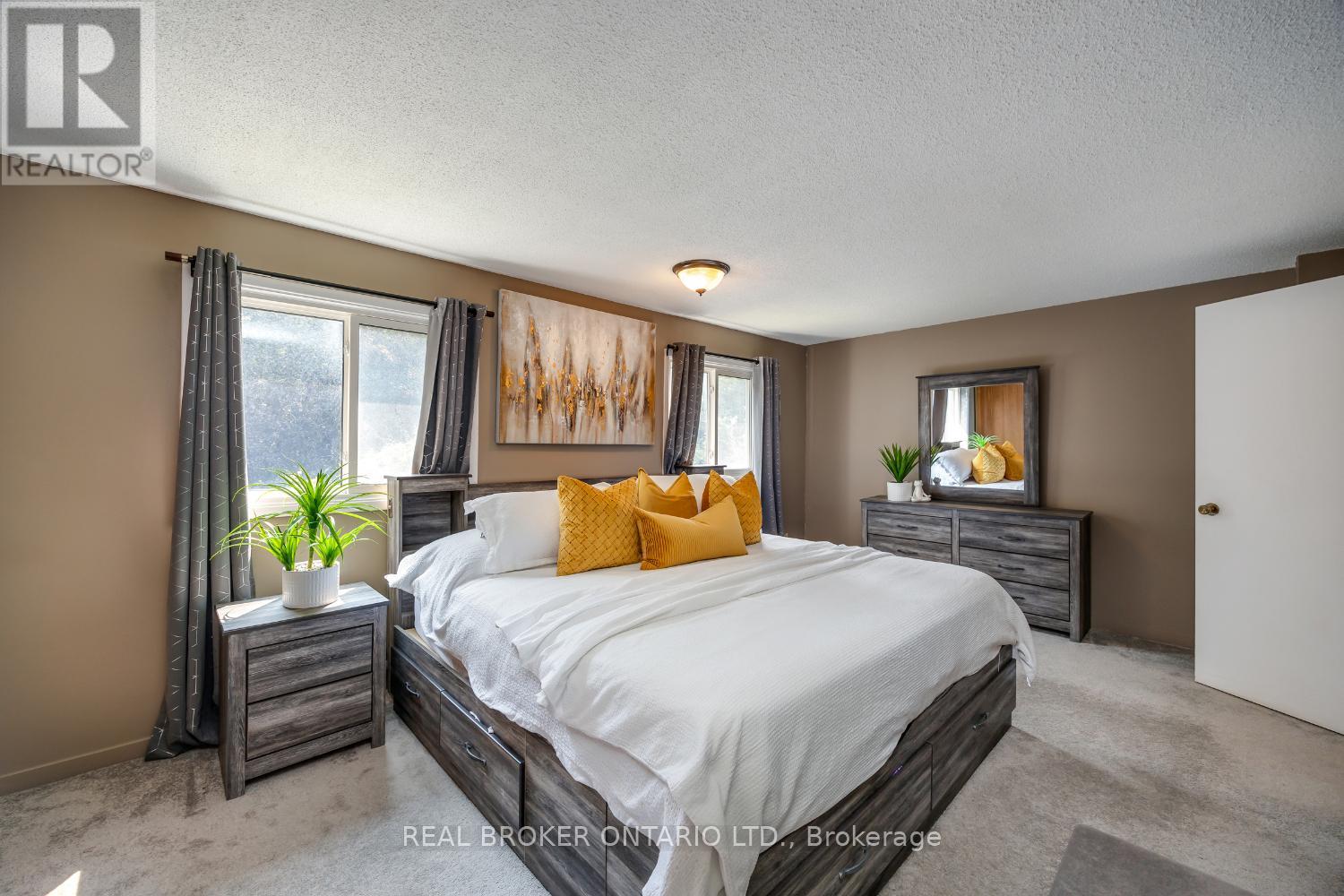 400 Wickham Court, Oshawa, Ontario  L1K 1N3 - Photo 14 - E12524260