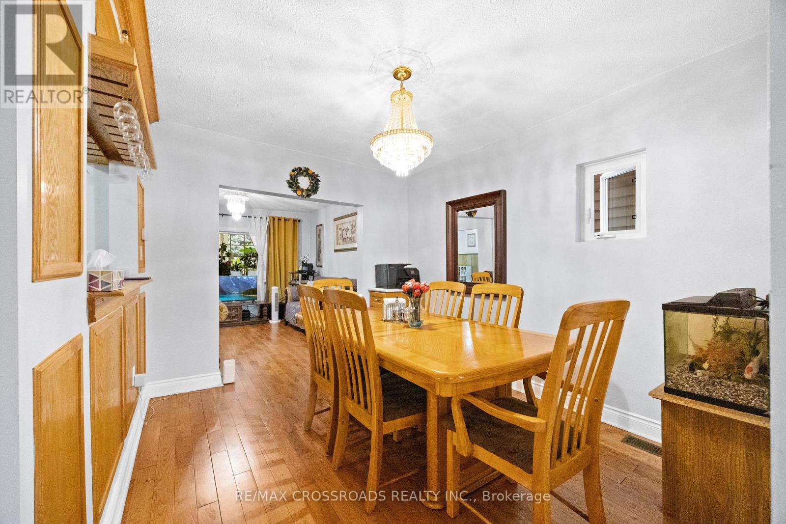 13 Homeview Avenue, Toronto, Ontario  M6N 1S9 - Photo 17 - W12524182