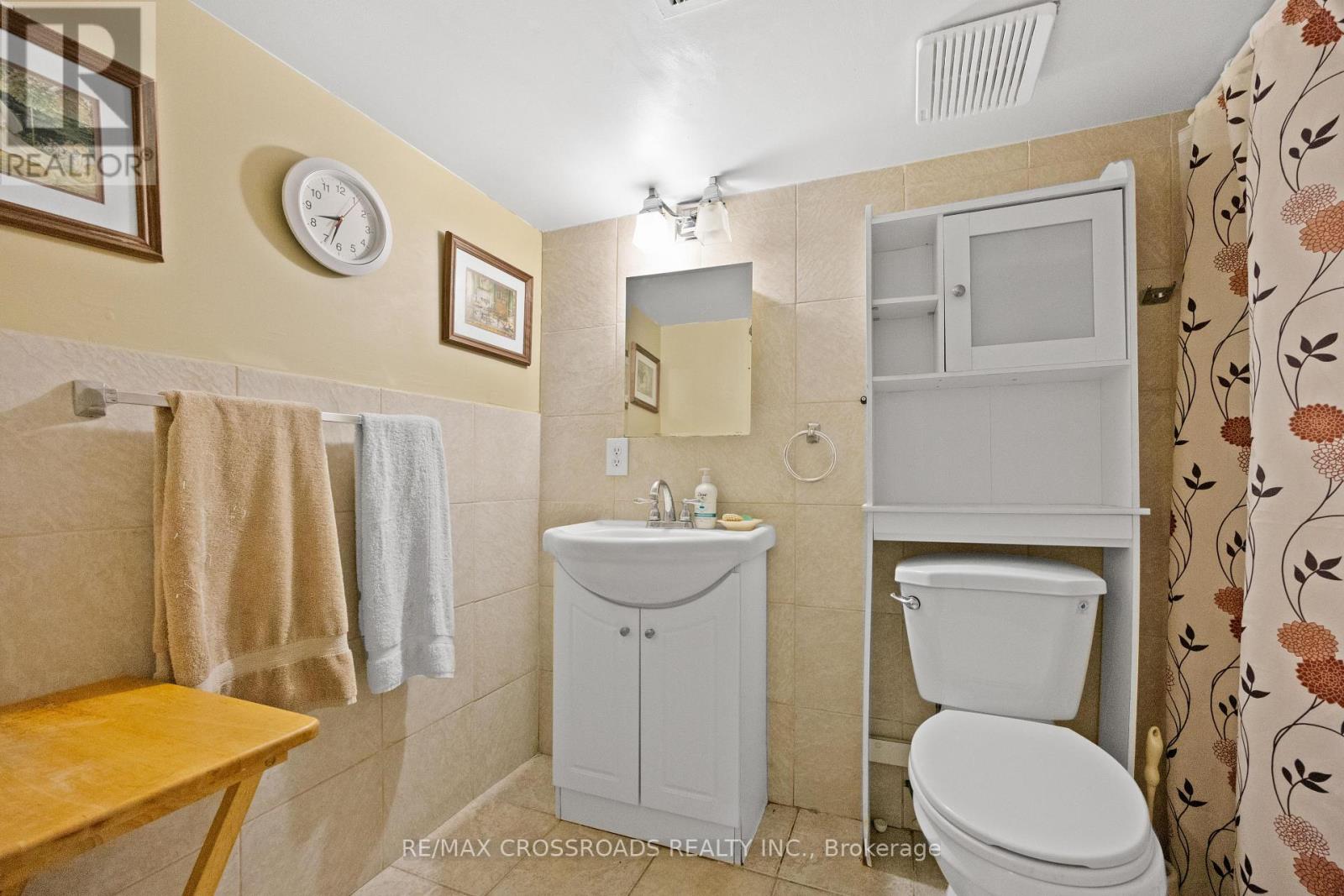 13 Homeview Avenue, Toronto, Ontario  M6N 1S9 - Photo 18 - W12524182