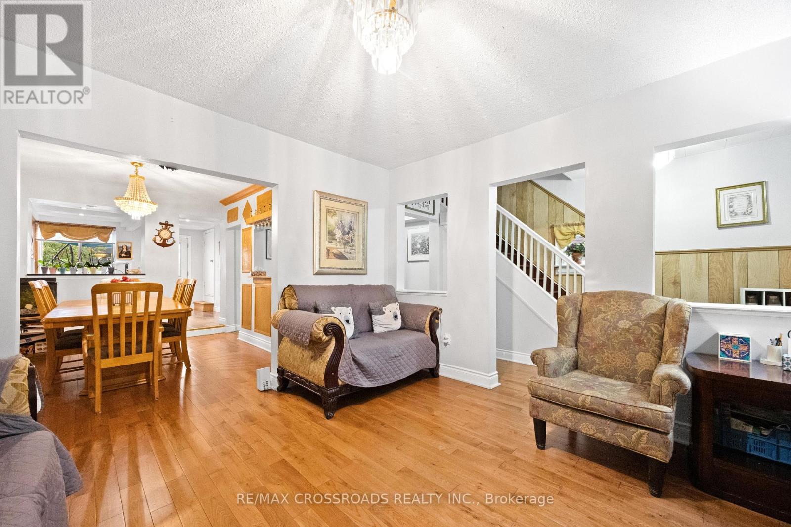 13 Homeview Avenue, Toronto, Ontario  M6N 1S9 - Photo 27 - W12524182