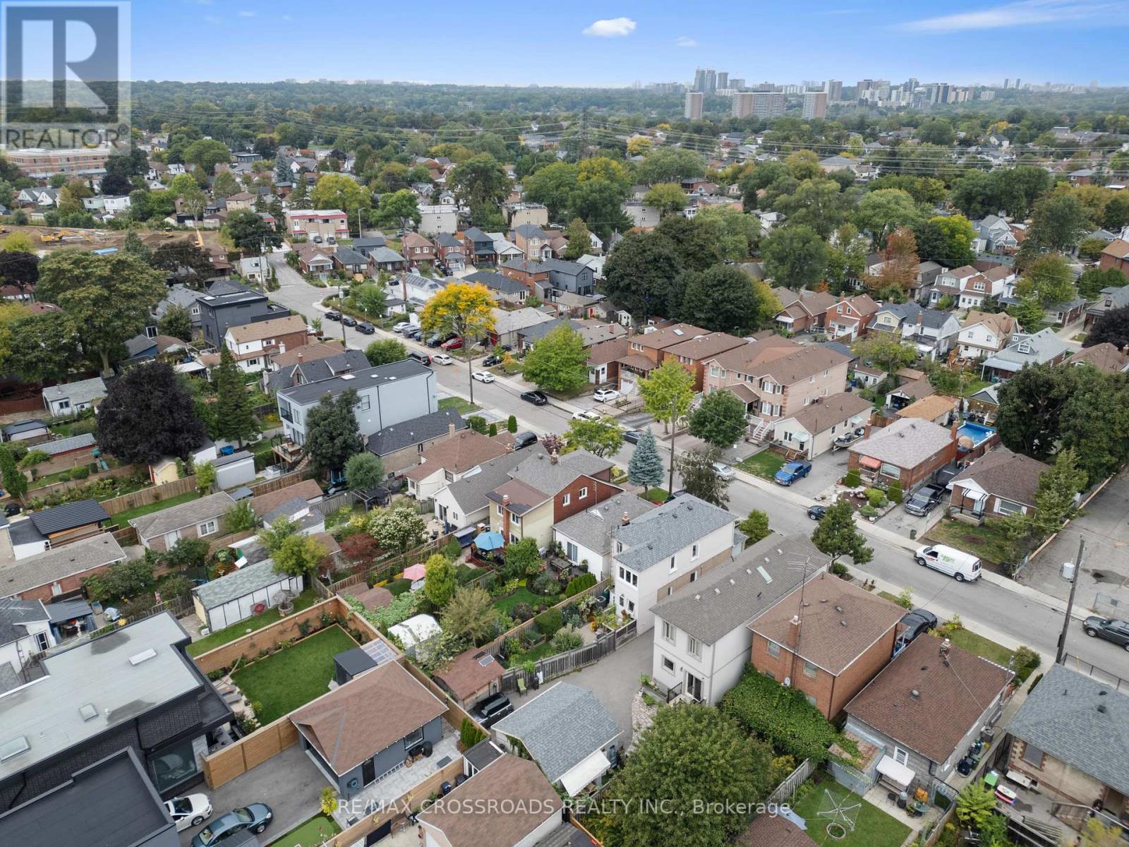 13 Homeview Avenue, Toronto, Ontario  M6N 1S9 - Photo 37 - W12524182