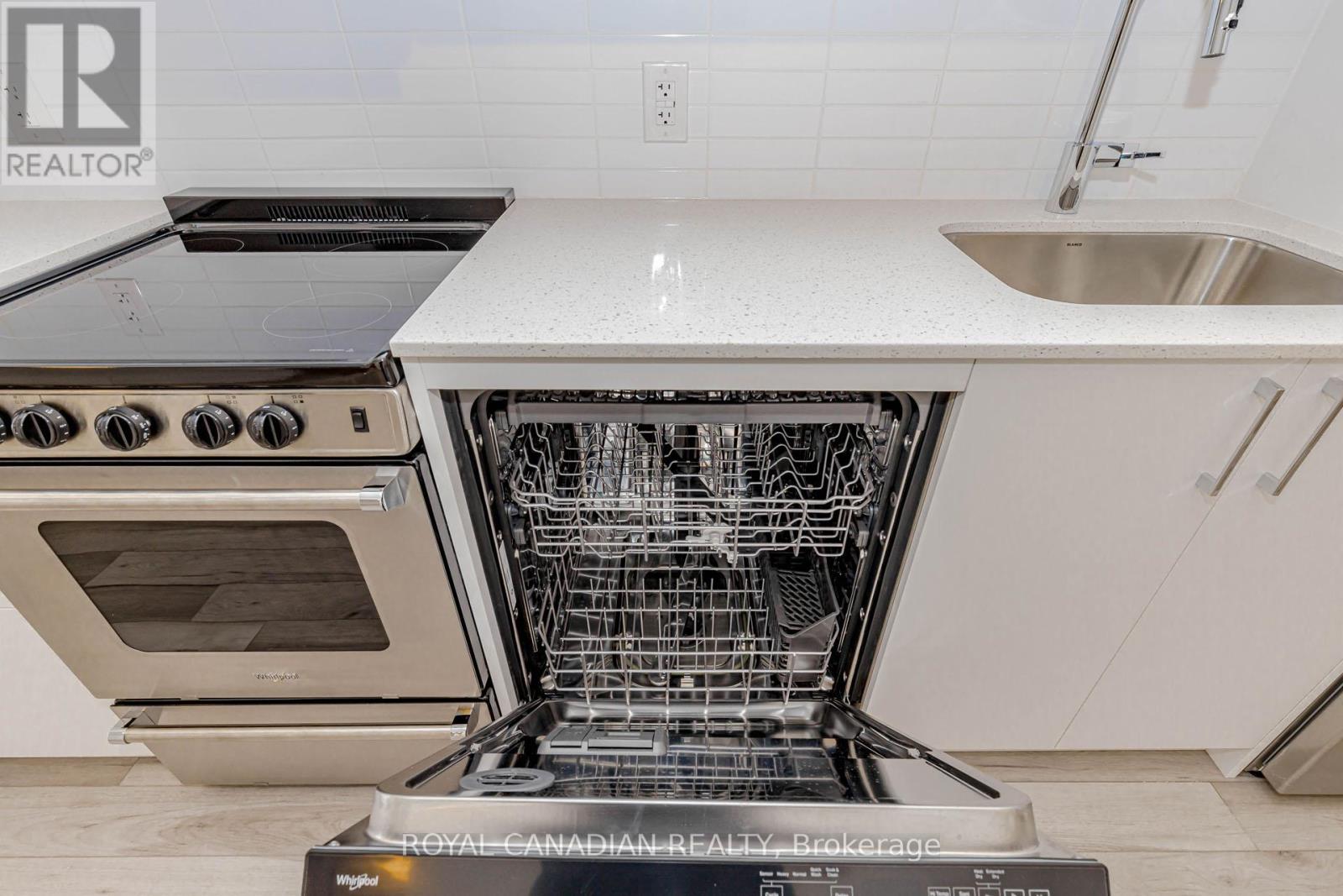 306 - 3250 Carding Mill Trail, Oakville, Ontario  L6M 5T3 - Photo 25 - W12524242