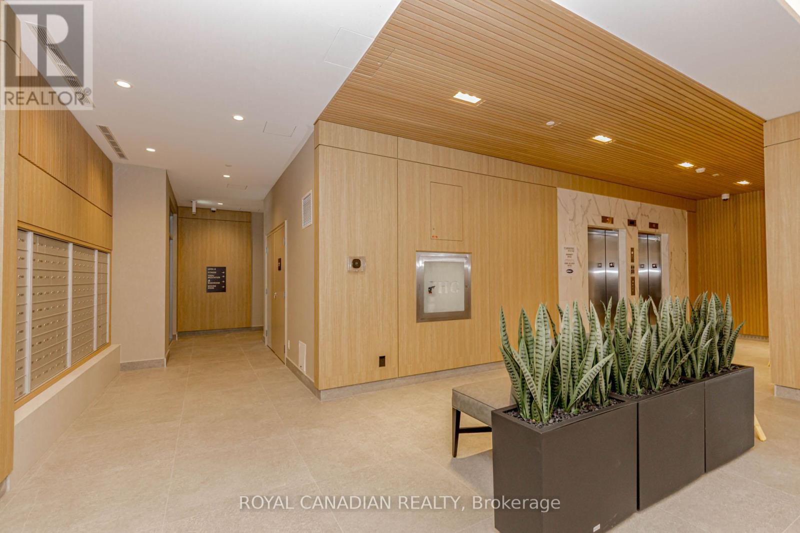 306 - 3250 Carding Mill Trail, Oakville, Ontario  L6M 5T3 - Photo 8 - W12524242