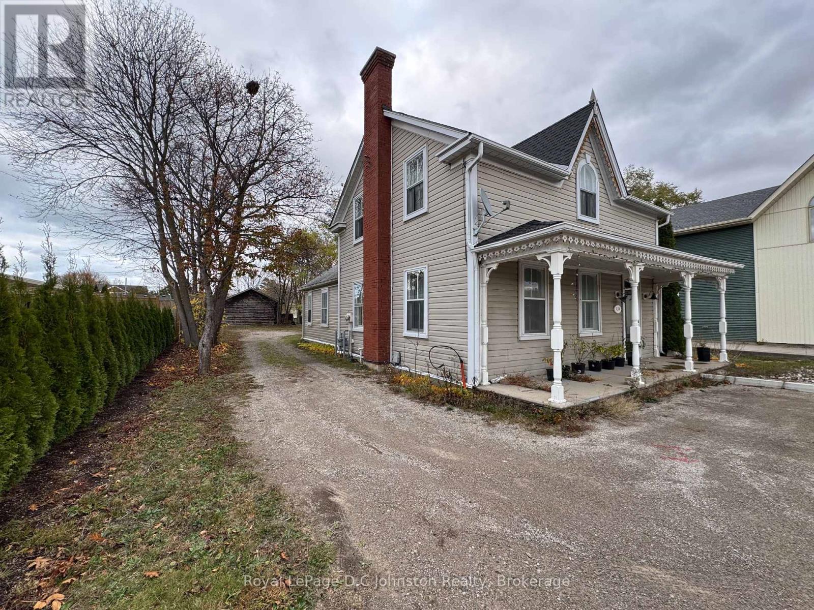 136 High Street, Saugeen Shores, Ontario  N0H 2L0 - Photo 7 - X12524338