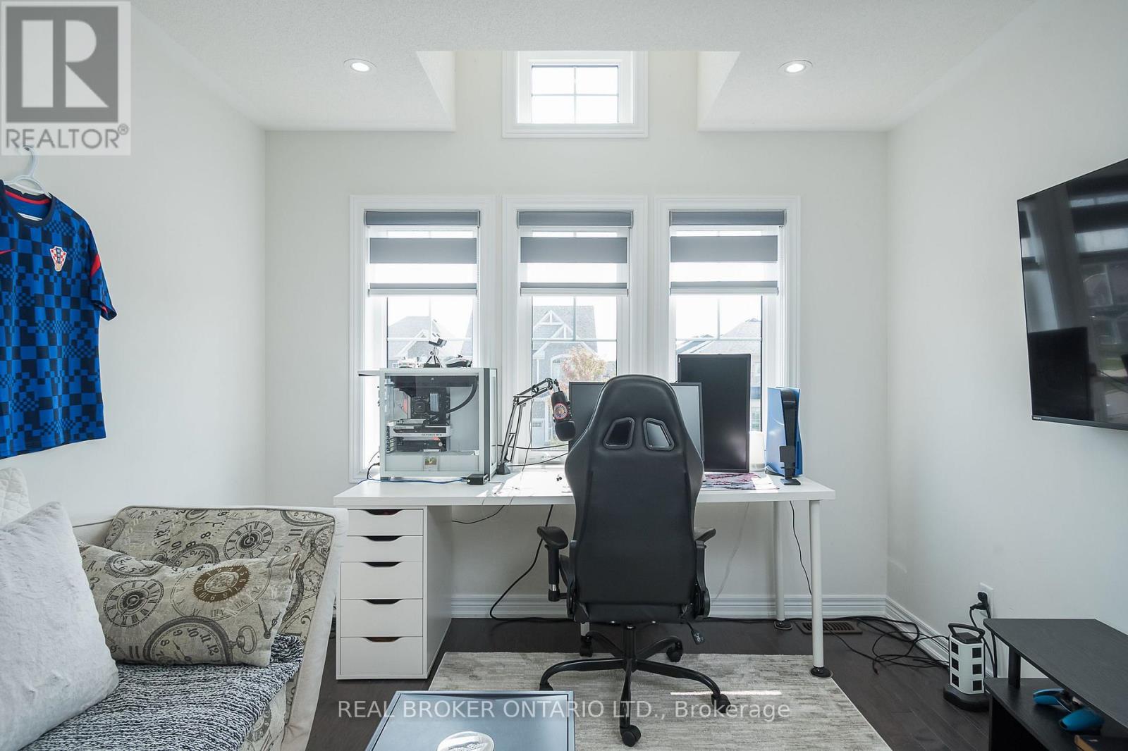 180 Edgar Bonner Avenue, Guelph/eramosa, Ontario N0B 2K0 - Photo 35 - X12524148