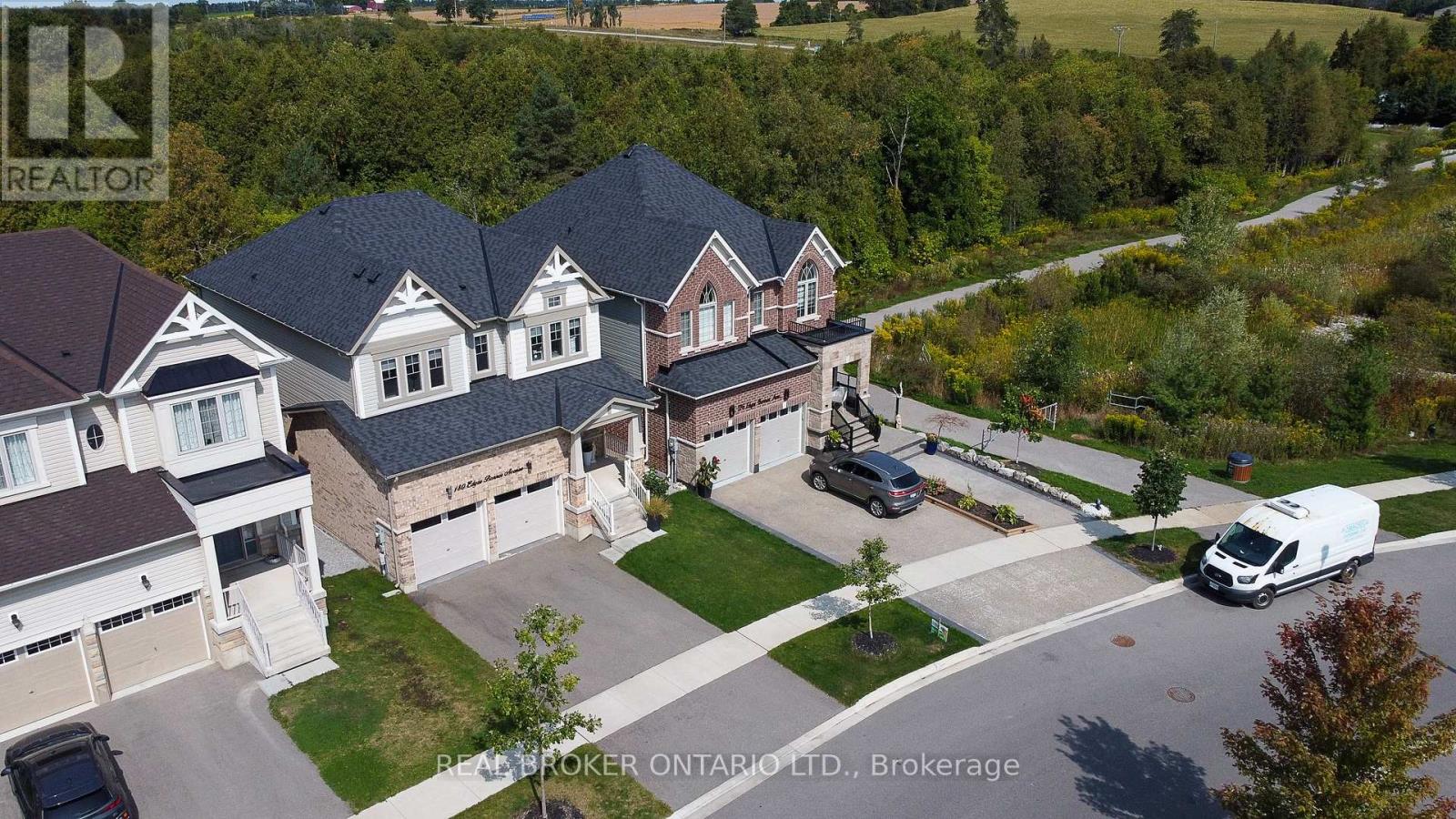 180 Edgar Bonner Avenue, Guelph/eramosa, Ontario N0B 2K0 - Photo 4 - X12524148