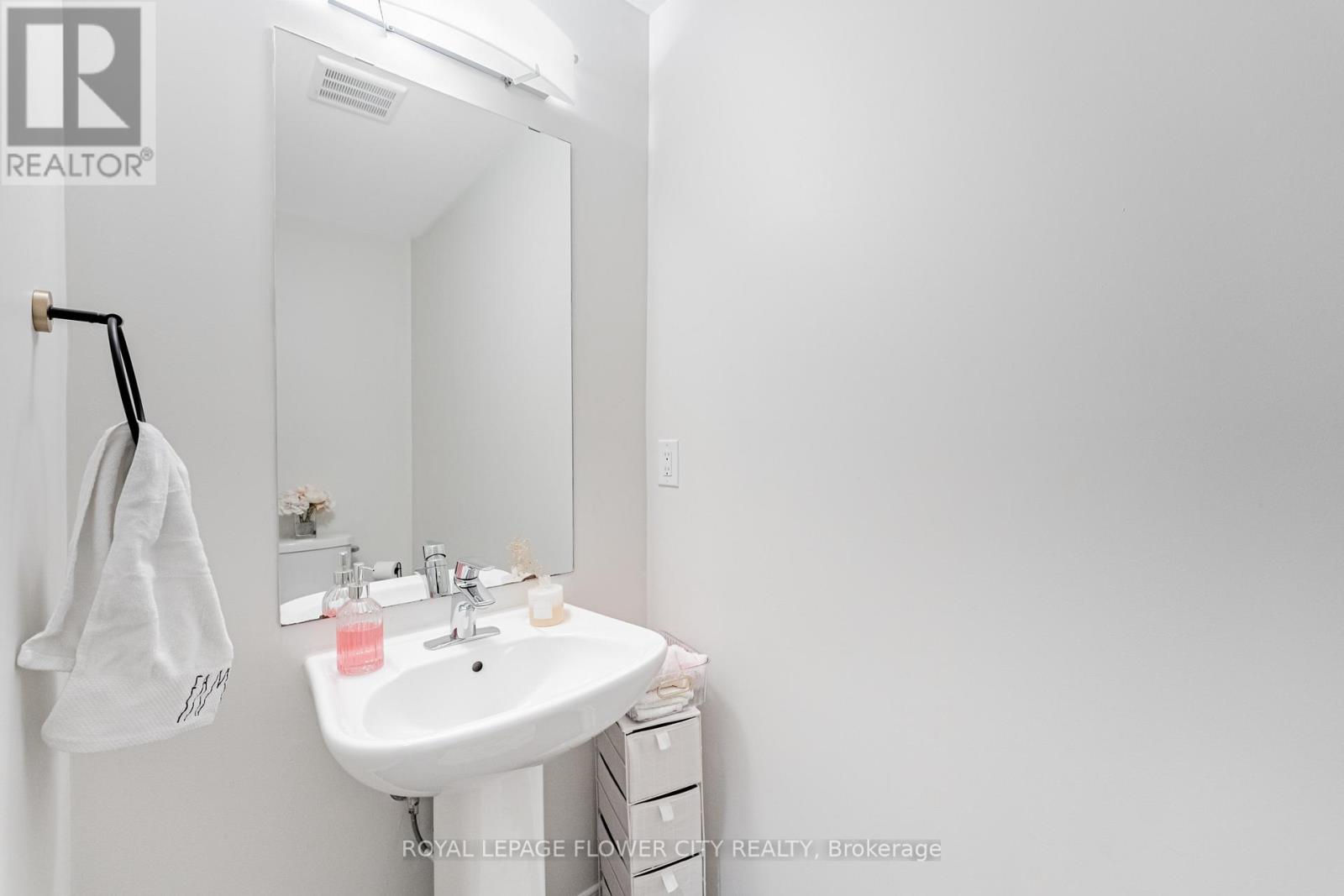 1 Anderson Road, Brantford, Ontario N3T 0R8 - Photo 23 - X12524204