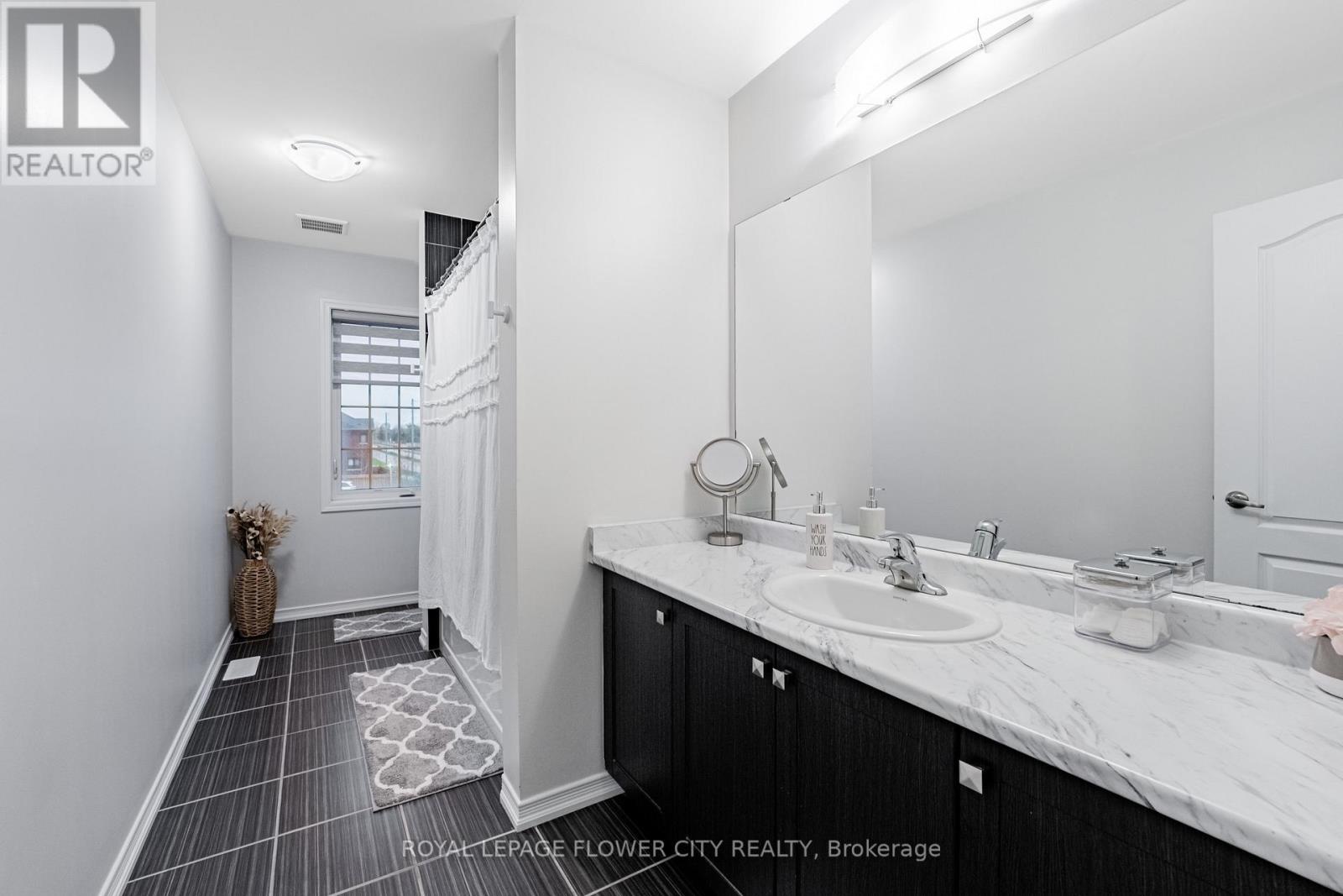 1 Anderson Road, Brantford, Ontario N3T 0R8 - Photo 34 - X12524204