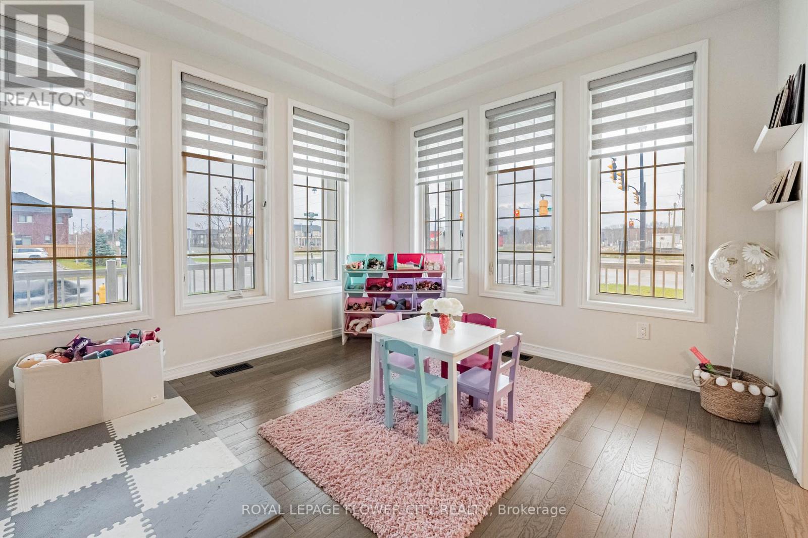 1 Anderson Road, Brantford, Ontario N3T 0R8 - Photo 9 - X12524204