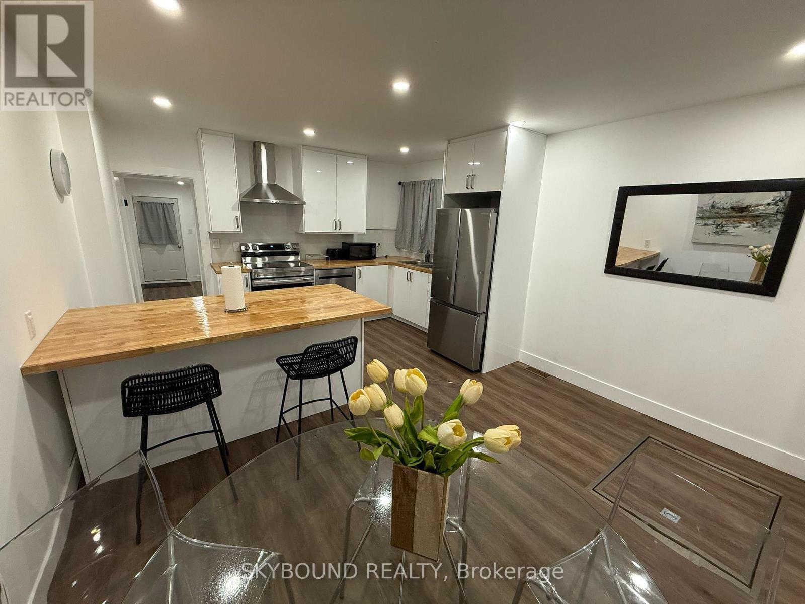 2042-44 Dundas Street, Edwardsburgh/cardinal, Ontario K0E 1E0 - Photo 8 - X12524232