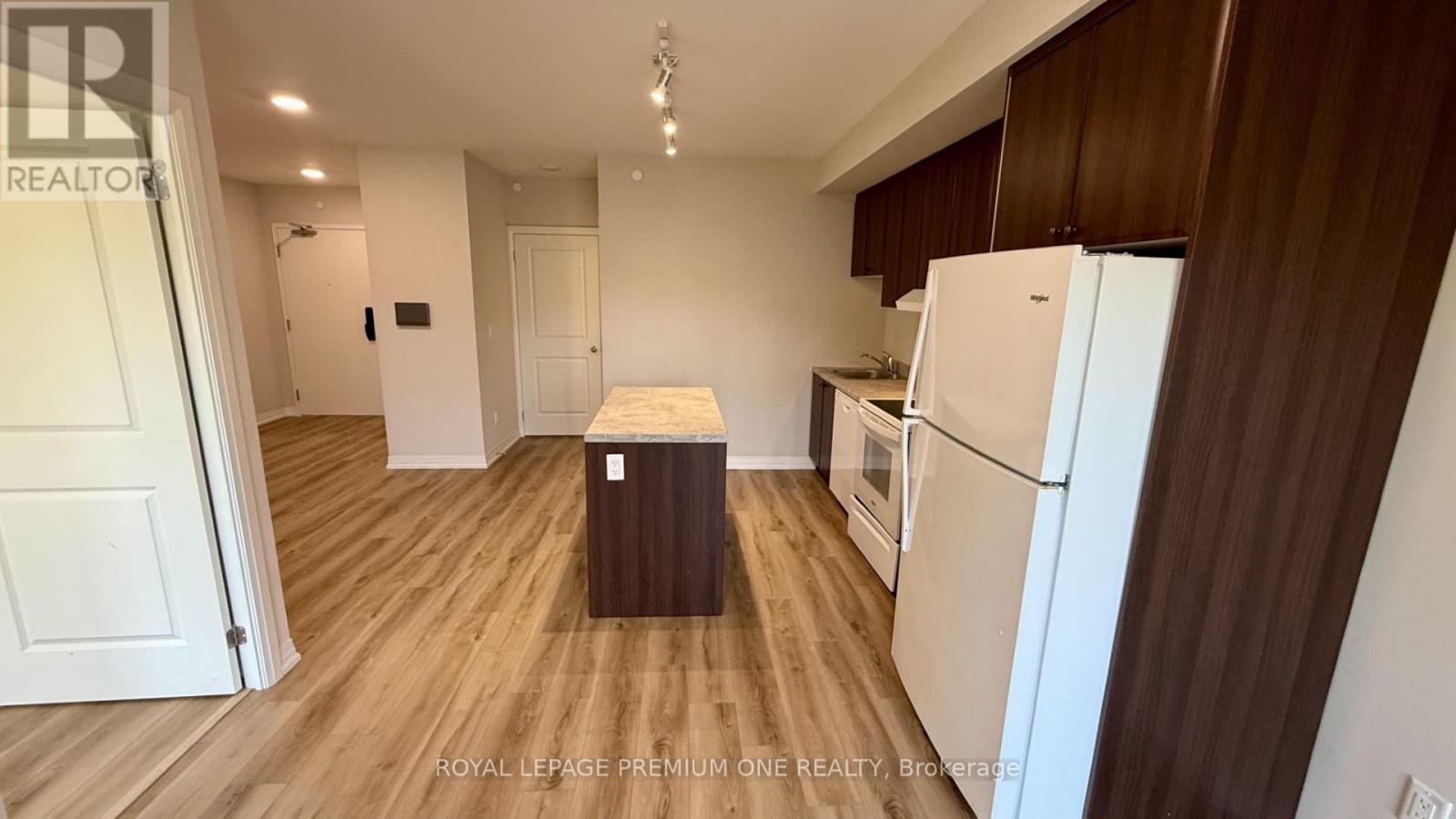 219 - 50 Herrick Avenue, St. Catharines, Ontario L2P 0G3 - Photo 12 - X12524238