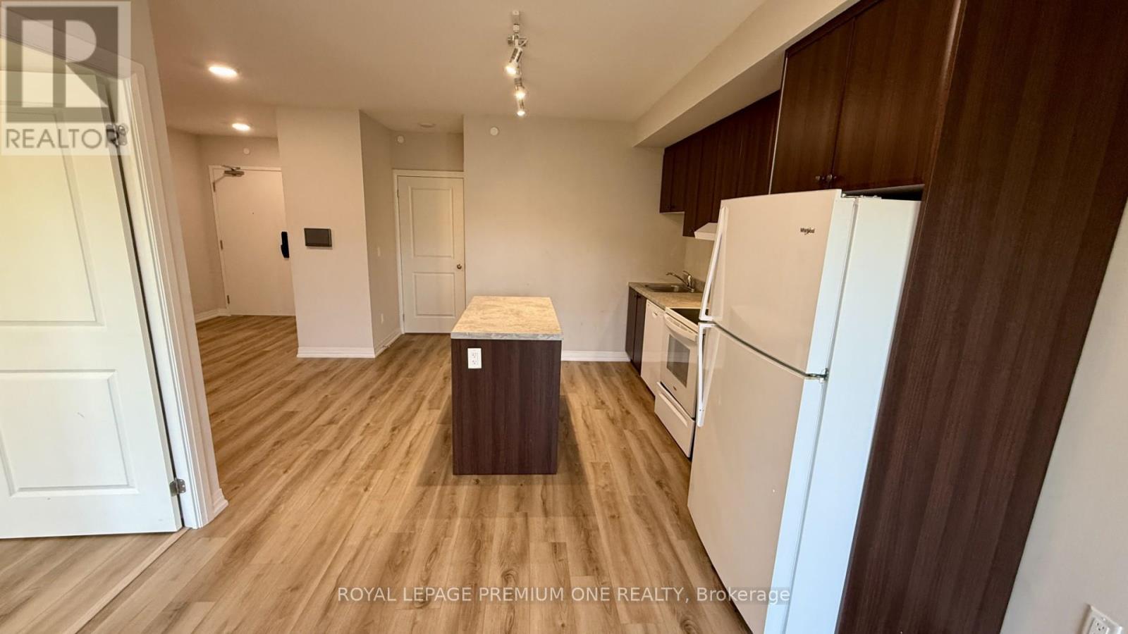 219 - 50 Herrick Avenue, St. Catharines, Ontario L2P 0G3 - Photo 13 - X12524238