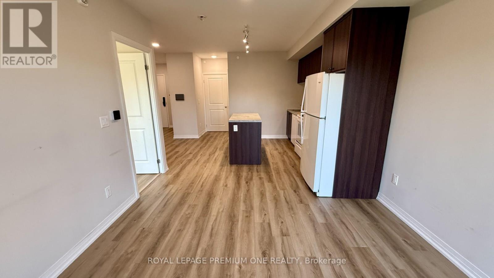 219 - 50 Herrick Avenue, St. Catharines, Ontario L2P 0G3 - Photo 18 - X12524238