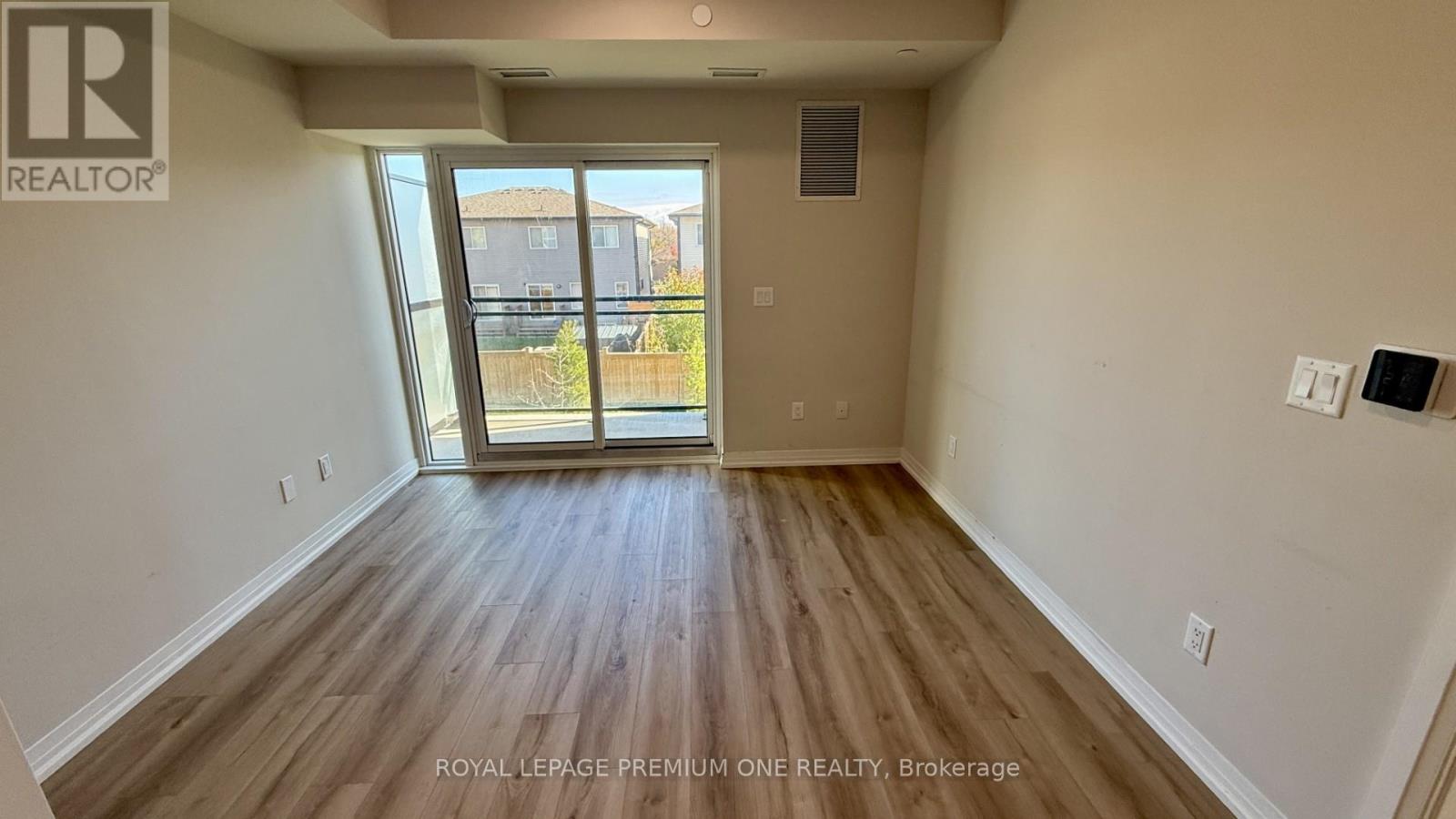 219 - 50 Herrick Avenue, St. Catharines, Ontario L2P 0G3 - Photo 20 - X12524238