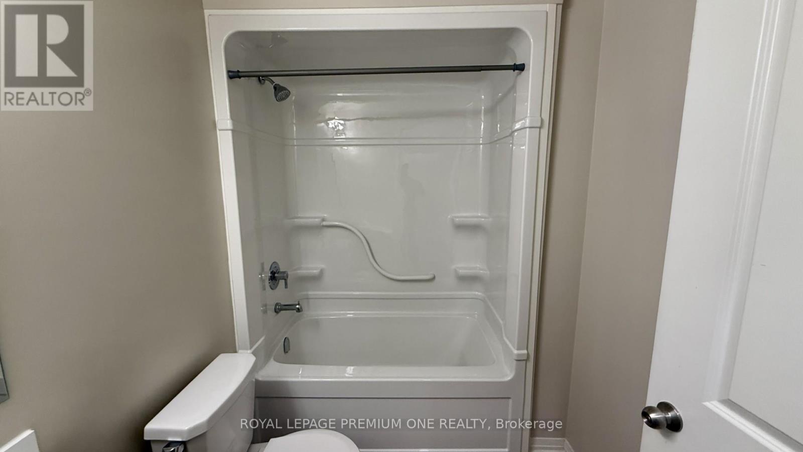 219 - 50 Herrick Avenue, St. Catharines, Ontario L2P 0G3 - Photo 30 - X12524238