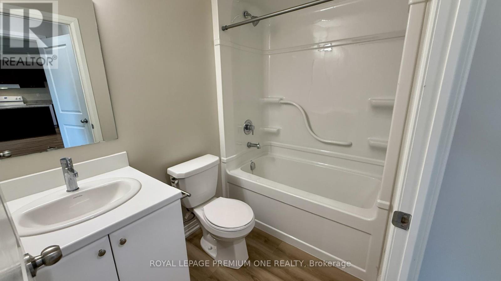 219 - 50 Herrick Avenue, St. Catharines, Ontario L2P 0G3 - Photo 39 - X12524238