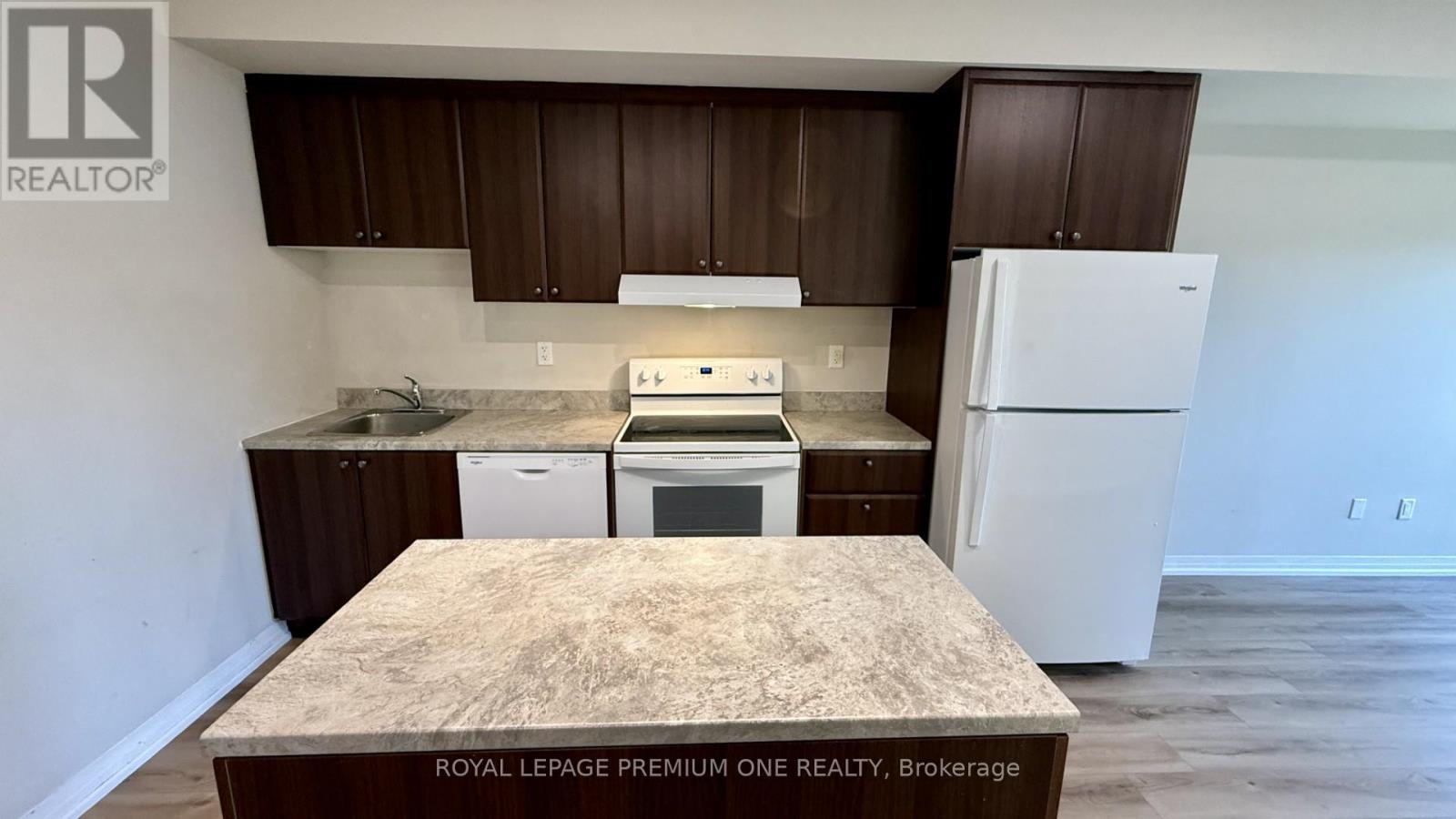 219 - 50 Herrick Avenue, St. Catharines, Ontario L2P 0G3 - Photo 9 - X12524238