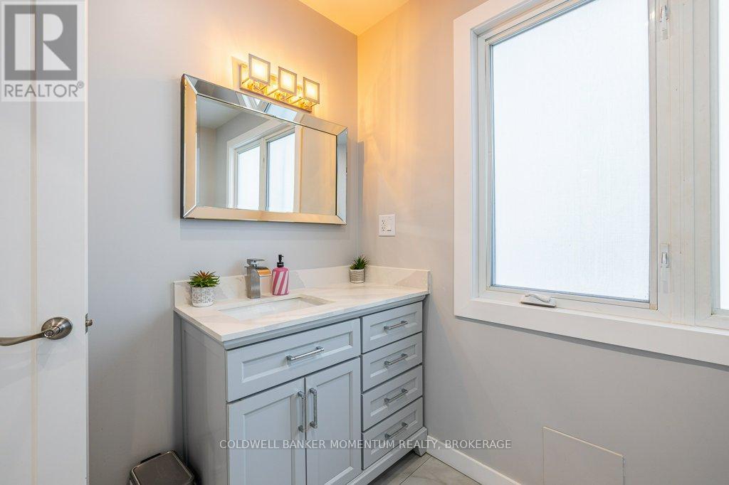 165 East West Line, Niagara-On-The-Lake, Ontario L0S 1J0 - Photo 14 - X12523684